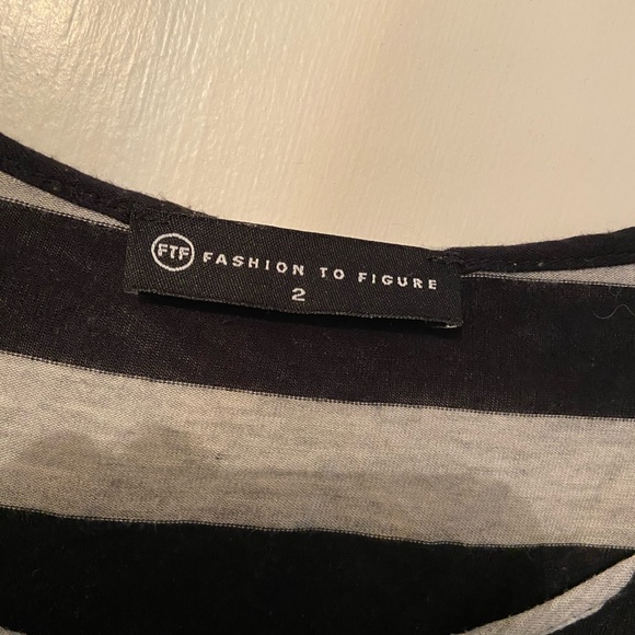 Fashion to Figure Striped blouse - Picture 5 of 5